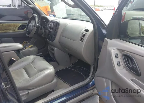 2002 Ford Escape Xlt from USA, damaged, VIN 1FMYU03162KB54534